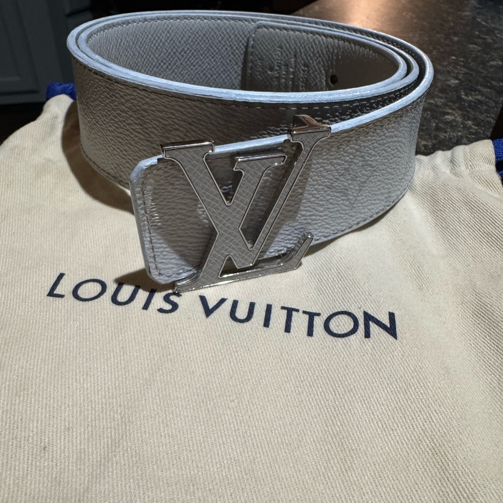 Louis Vuitton Light Gray and White Monogram LV Buckle Belt